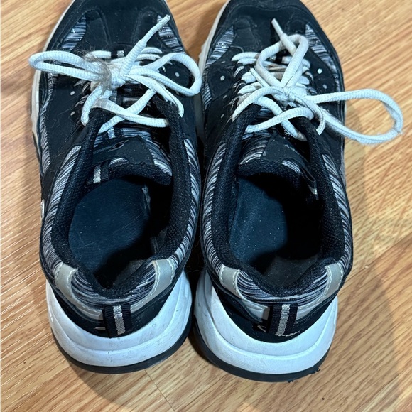 Black and White Sneakers sport - Picture 2 of 6